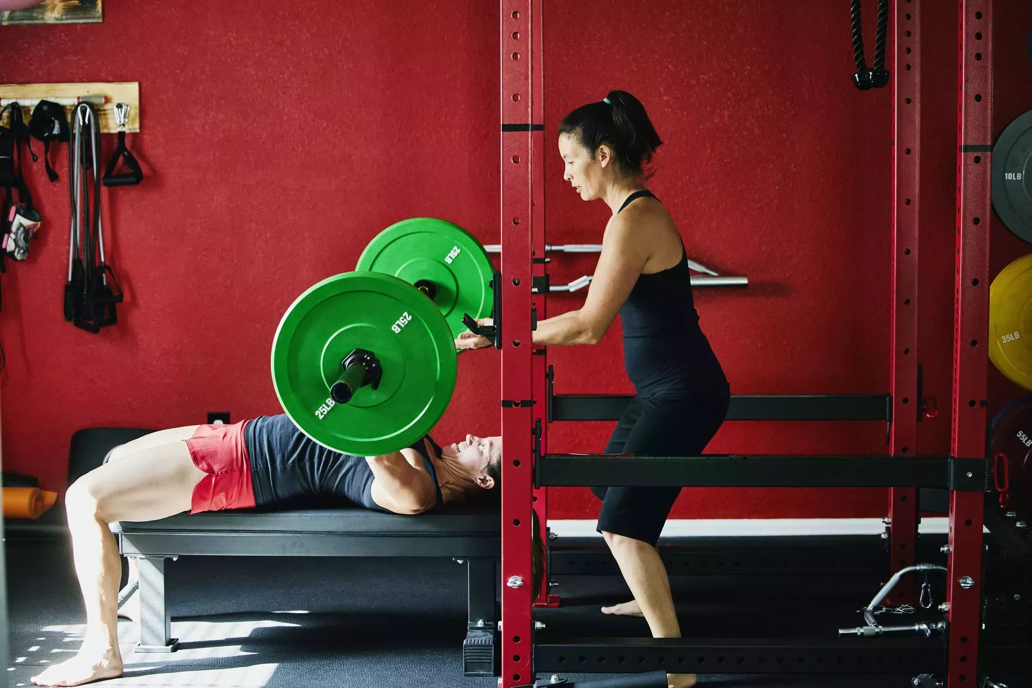 Los ejercicios de empuje y tracción le ayudarán a aprovechar al máximo su tiempo en el gimnasio