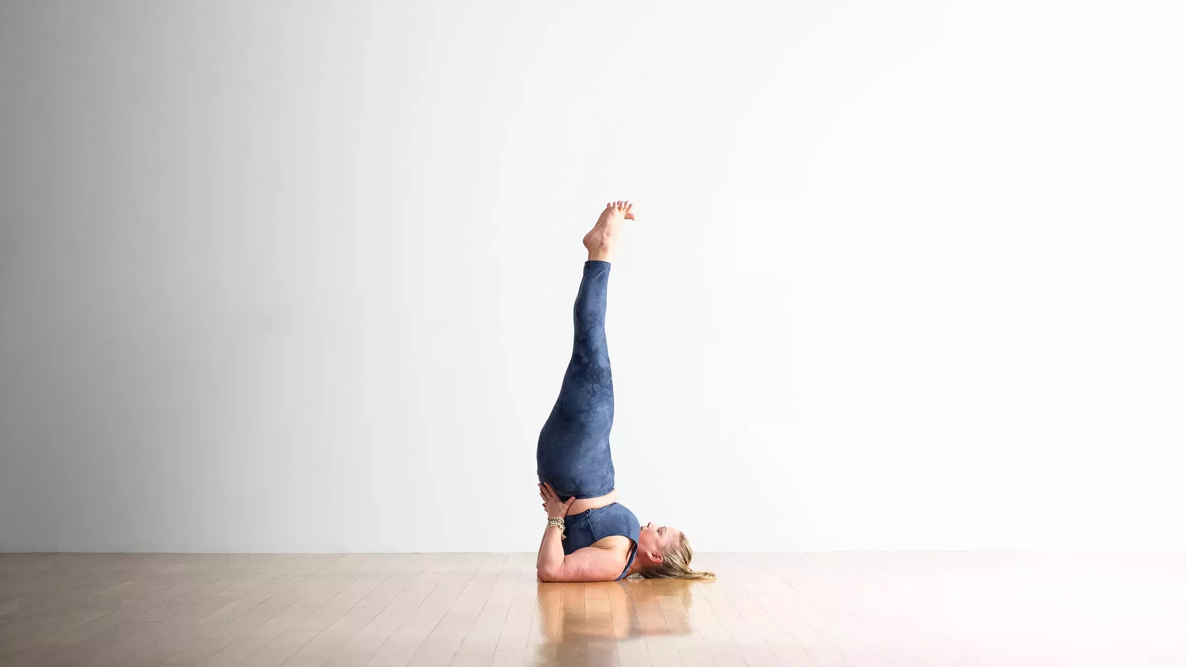 Tienes 7 chakras. Así es como el yoga puede ayudar a equilibrarlos.