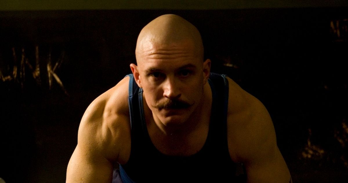 El bulto de Bane de Tom Hardy: helado, pizza y miles de flexiones