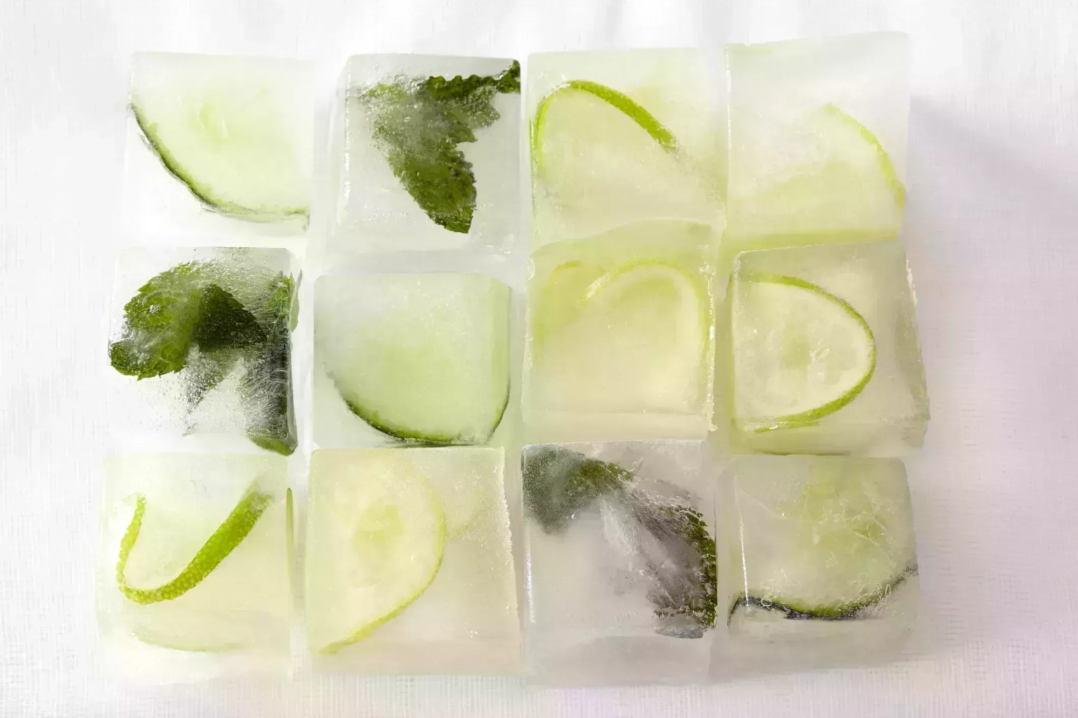 21 alimentos que no sabías que podías congelar: Aguacate, queso y más