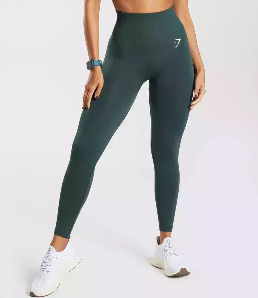 Gymshark's Cyber Week Sale Is Still Up to 60% Off-Here's What a CPT Is Buying
