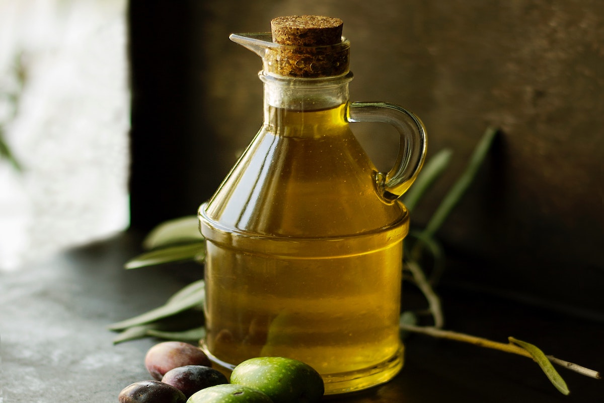 
		12 deliciosos alimentos ricos en vitamina E para la salud de la piel, el cabello y el corazón