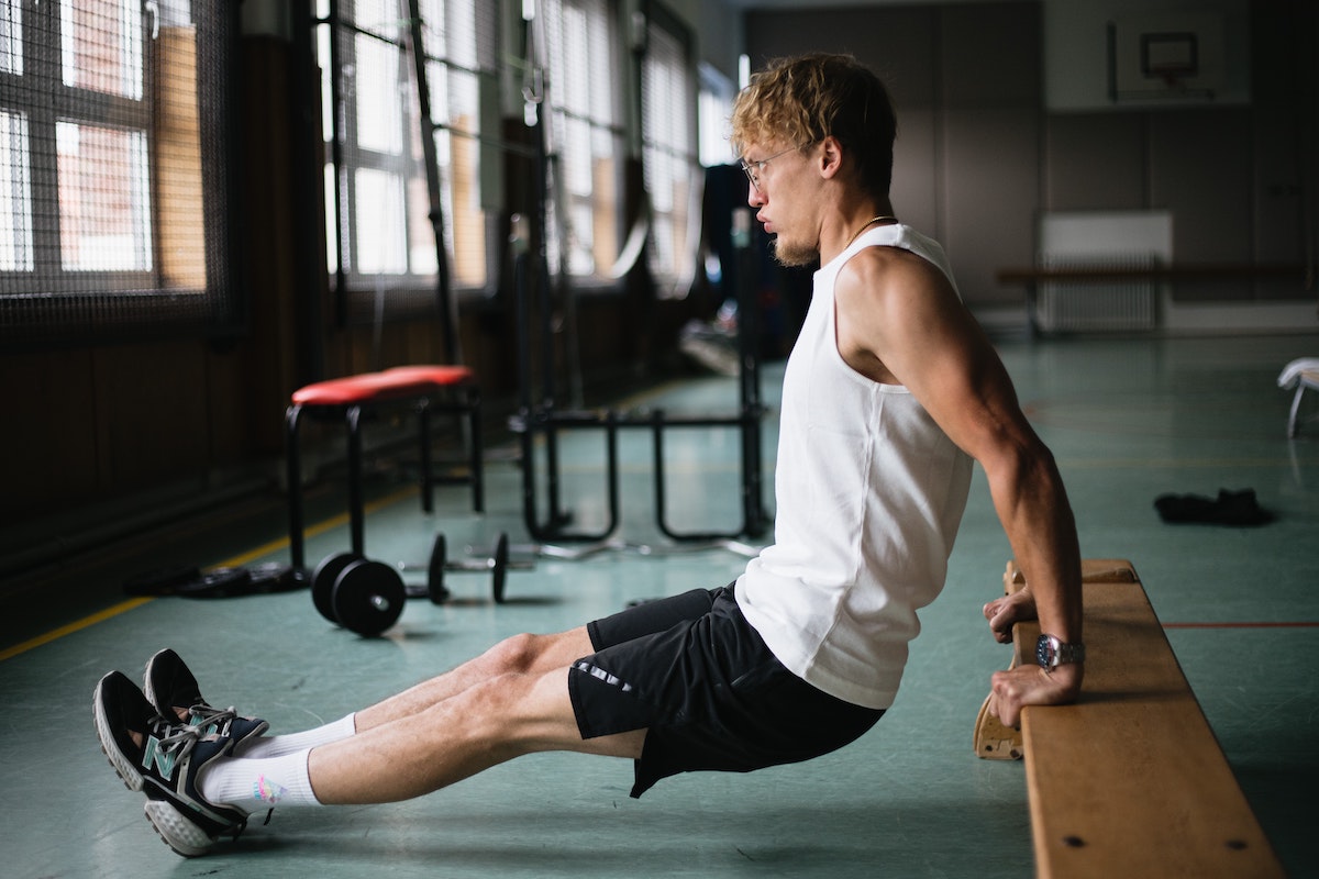 
		7 ejercicios de tríceps para potenciar tu entrenamiento de fuerza