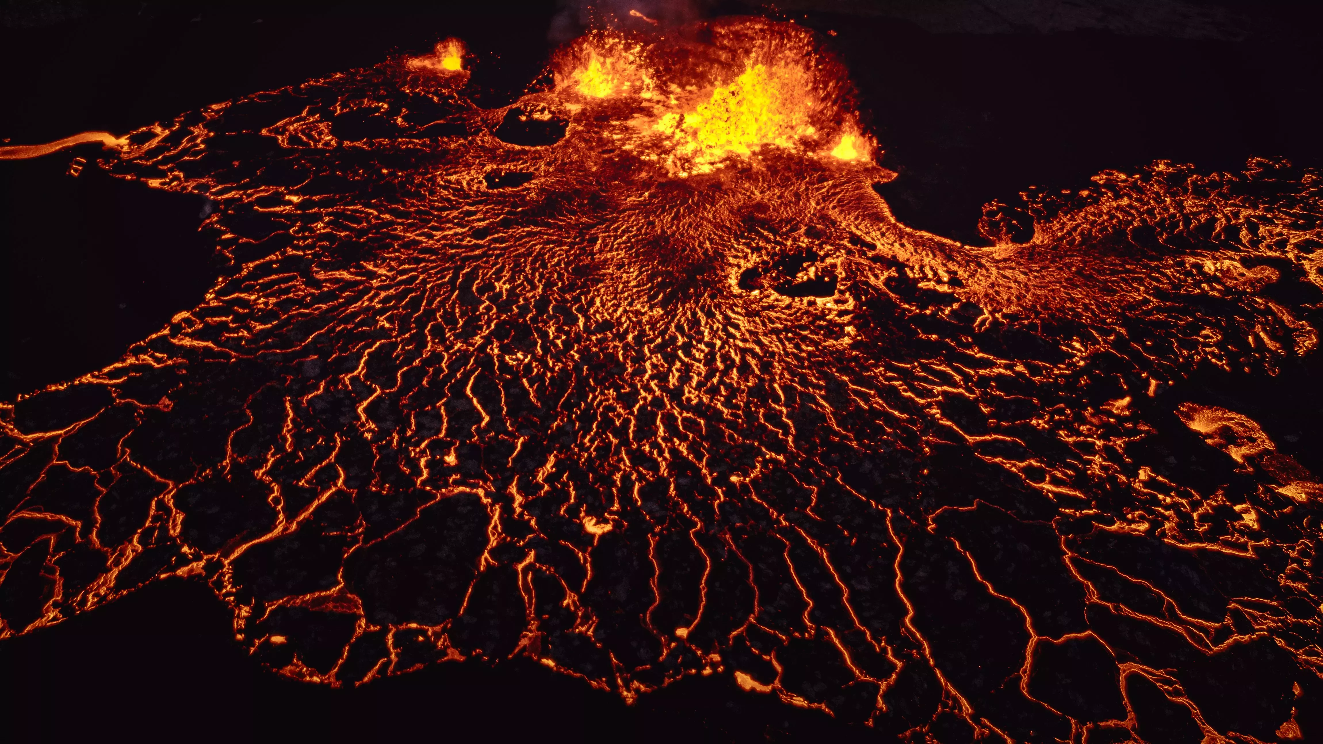 Enjambre de terremotos mortales en Japón causados por el magma que se desplaza por un volcán extinto