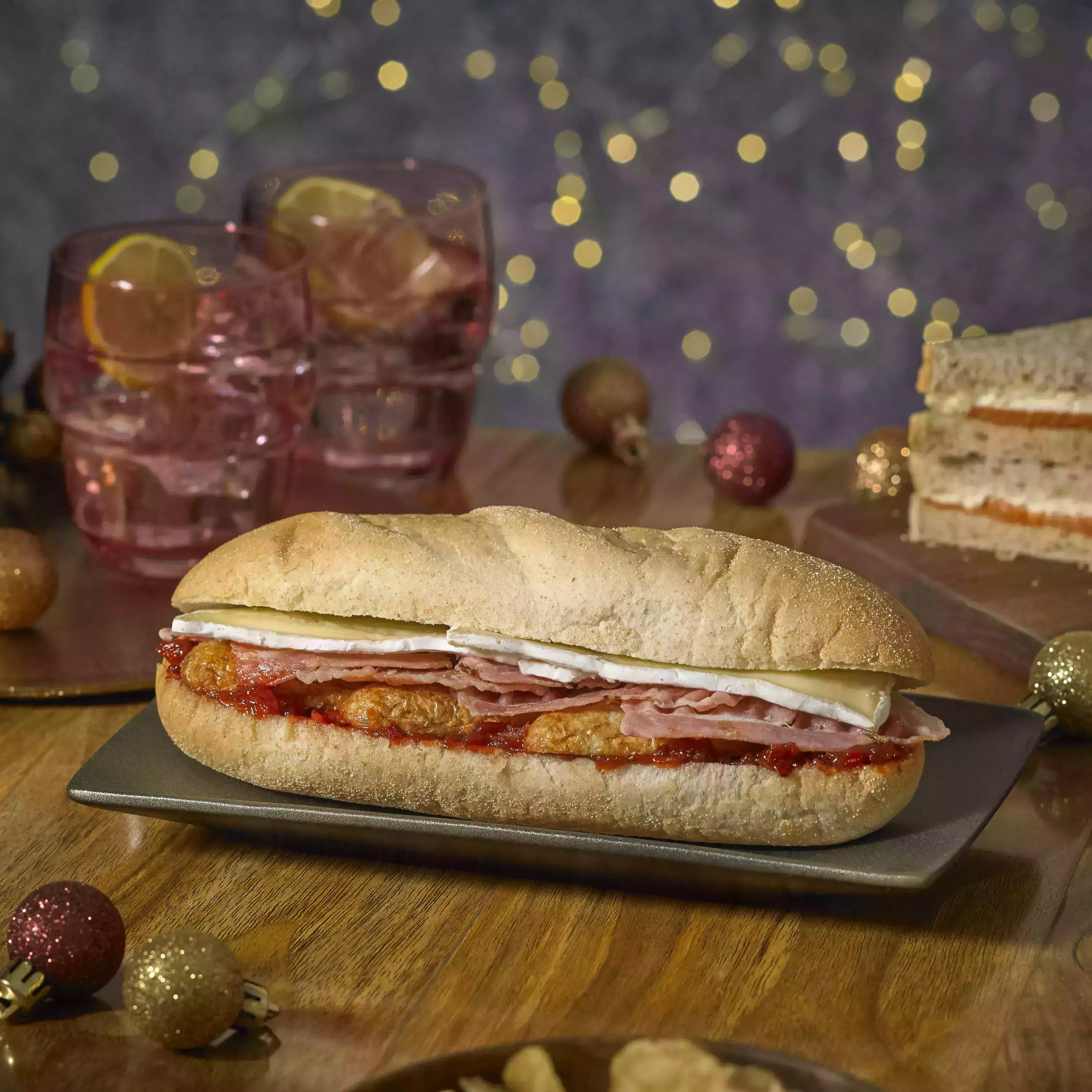 La nueva gama de sándwiches navideños de Aldi incluye 8 rellenos y un giro genial a uno de los favoritos de las fiestas