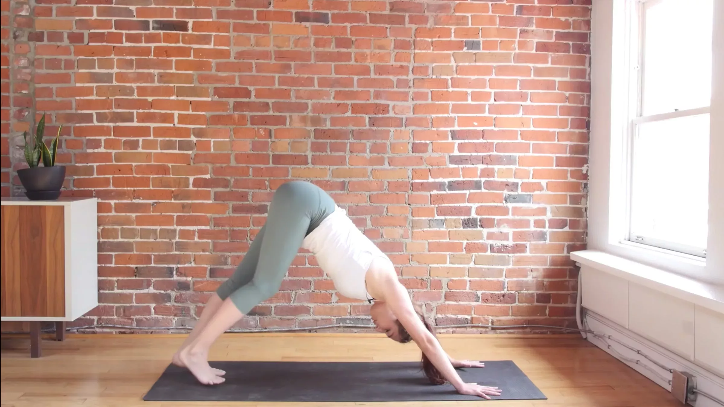 Una práctica de 30 minutos de Vinyasa Yoga para un flujo corporal completo