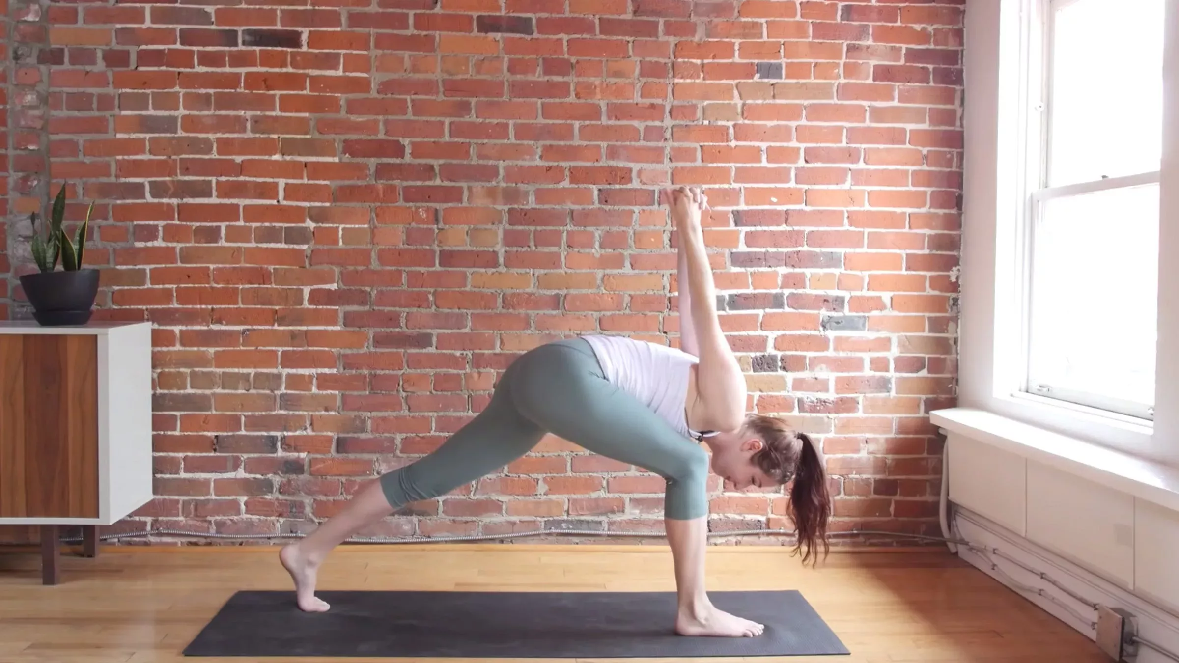 Una práctica de 30 minutos de Vinyasa Yoga para un flujo corporal completo