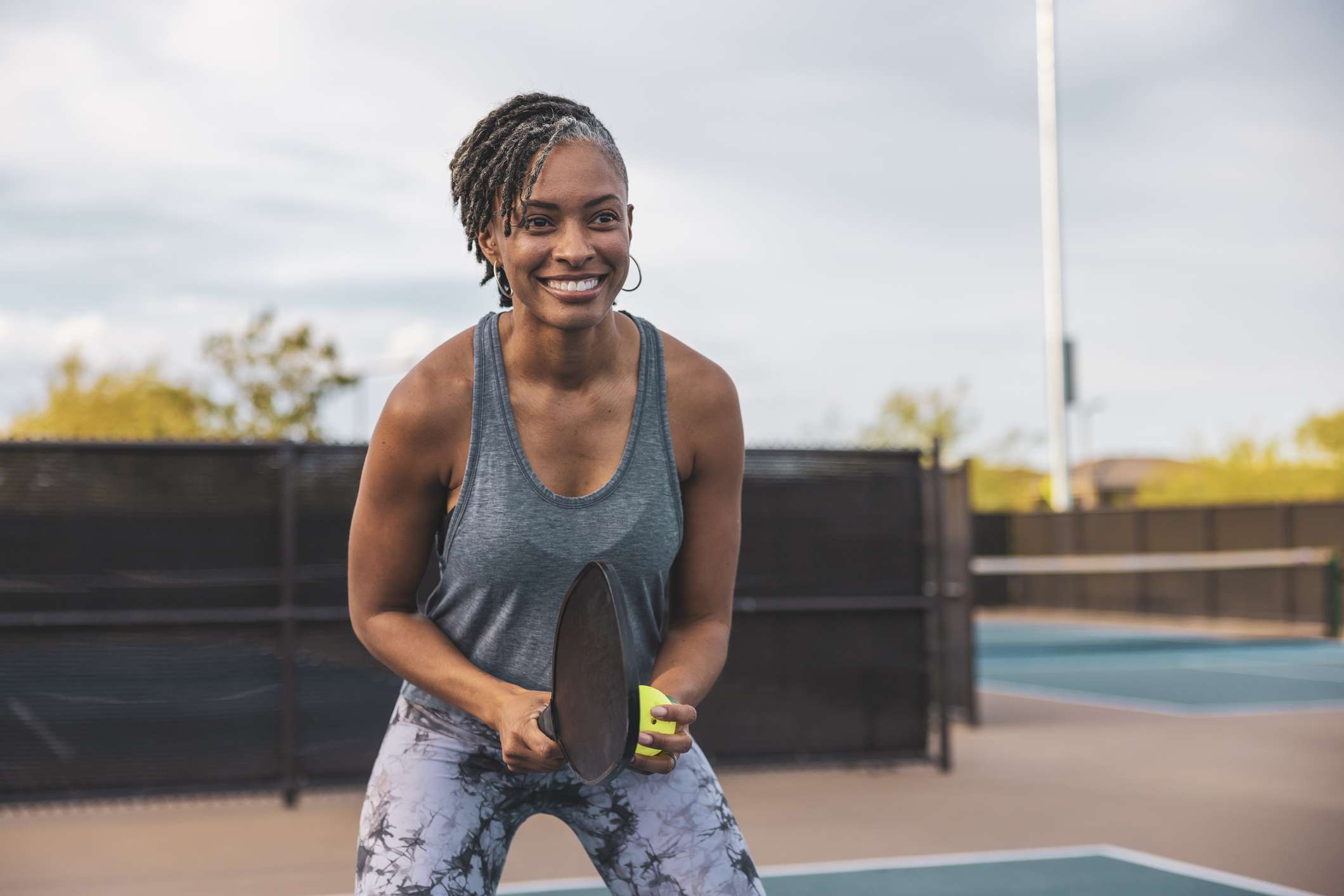 5 maneras en que el pickleball puede mejorar su salud