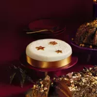 2. Aldi Specially Selected Luxury All Over Iced Christmas Cake, 907g - View at Aldi