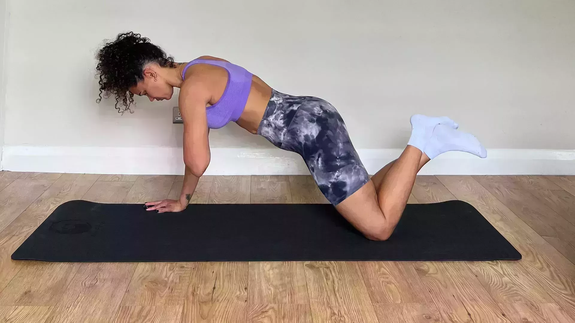 Cómo hacer una flexión: Sigue este plan de 30 días - hasta llegar a un entrenamiento completo con el peso del cuerpo