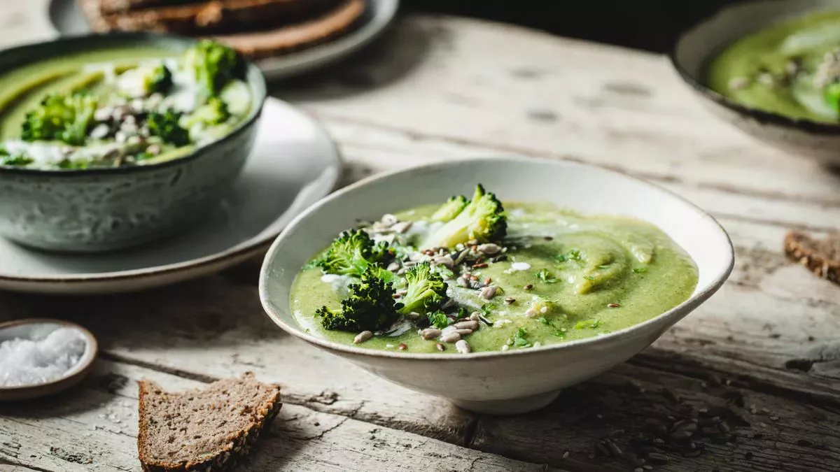 Receta de sopa de brécol y Stilton