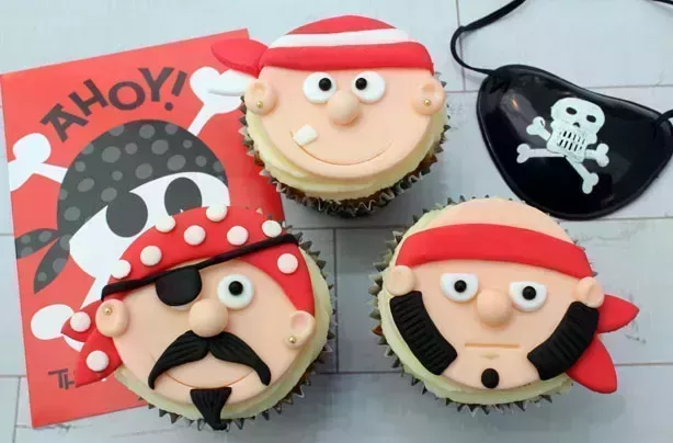 15 cupcakes para cumpleaños infantiles que puedes hacer tú mismo (el nº 8 tiene un factor sorpresa)