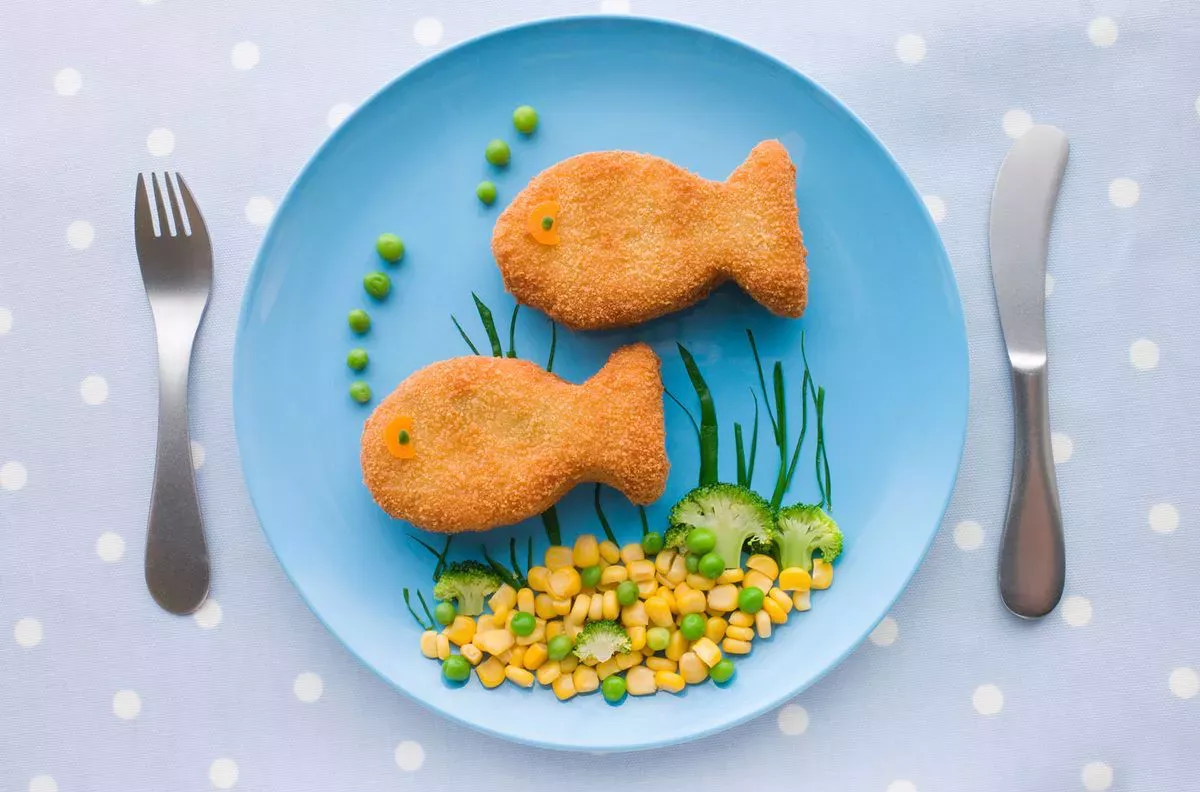 15 recetas de pescado saludables que los niños comerán de verdad (incluido un clásico de Annabel Karmel)