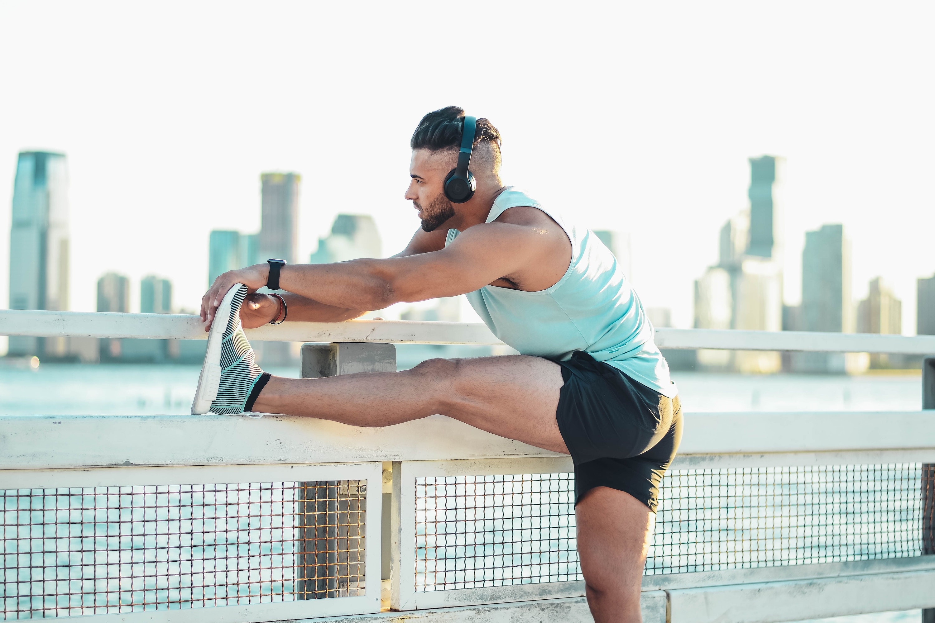 
		5 fantásticos ejercicios para los isquiotibiales con mancuernas que te ayudarán a ganar masa muscular