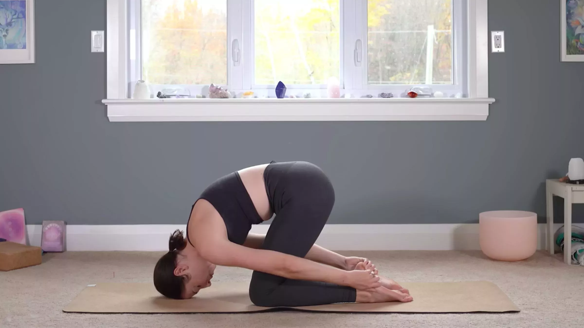 Práctica de yoga de 30 minutos para abrazar el idealismo de Acuario