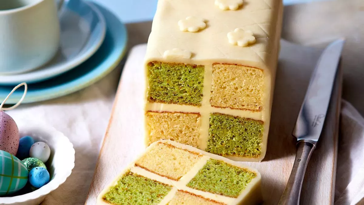 Receta de Battenberg de pistacho y flor de saúco