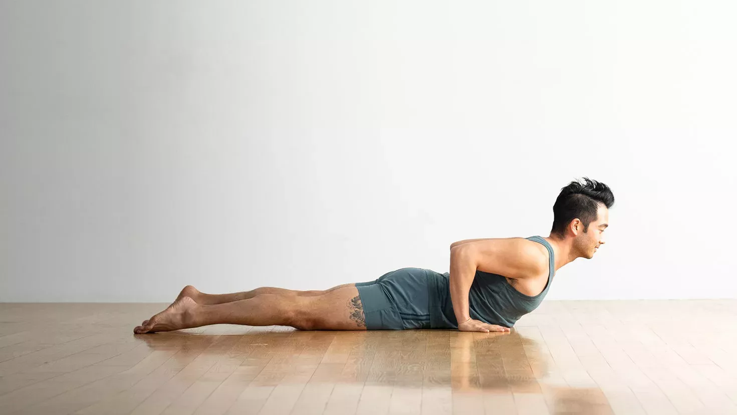 No, su cuerpo no puede hacer necesariamente todas las flexiones de espalda del yoga. Entonces, ¿cuáles son las adecuadas para usted?