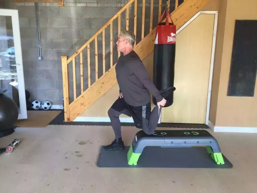 12 estiramientos eficaces para cada parte del cuerpo