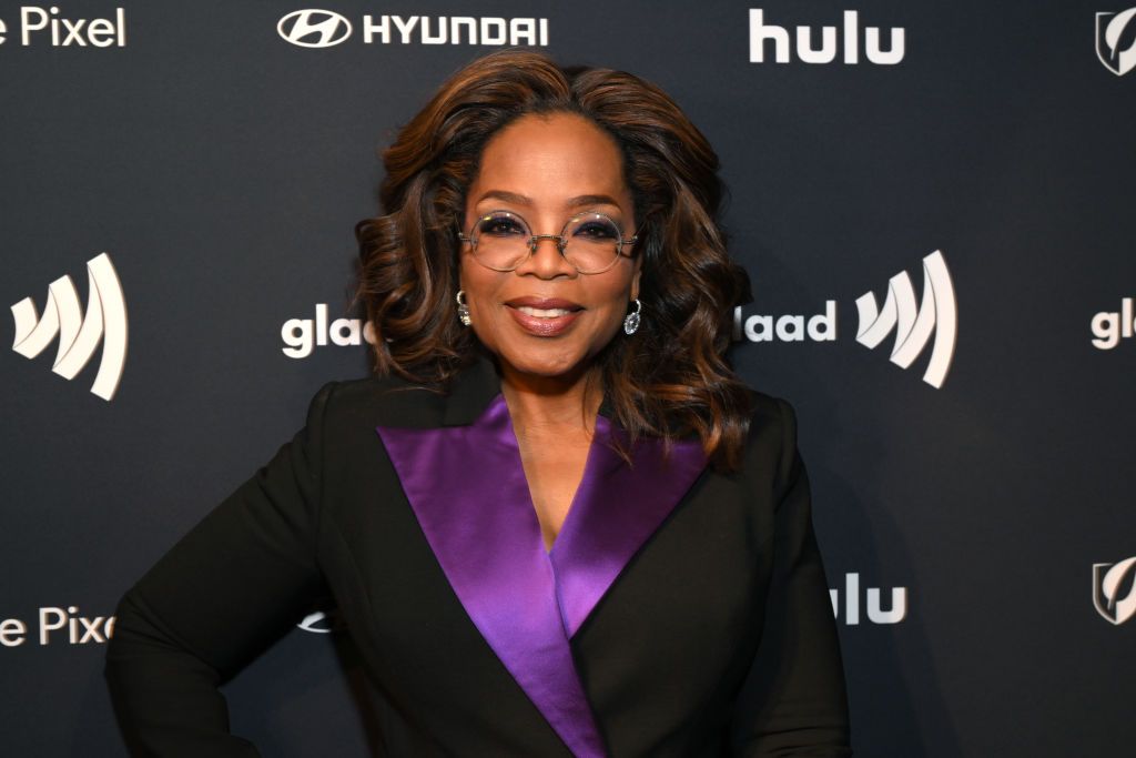 A sus 70 a帽os, Oprah Winfrey se pone al d铆a de su estado de salud tras una enfermedad que la llev贸 a urgencias
