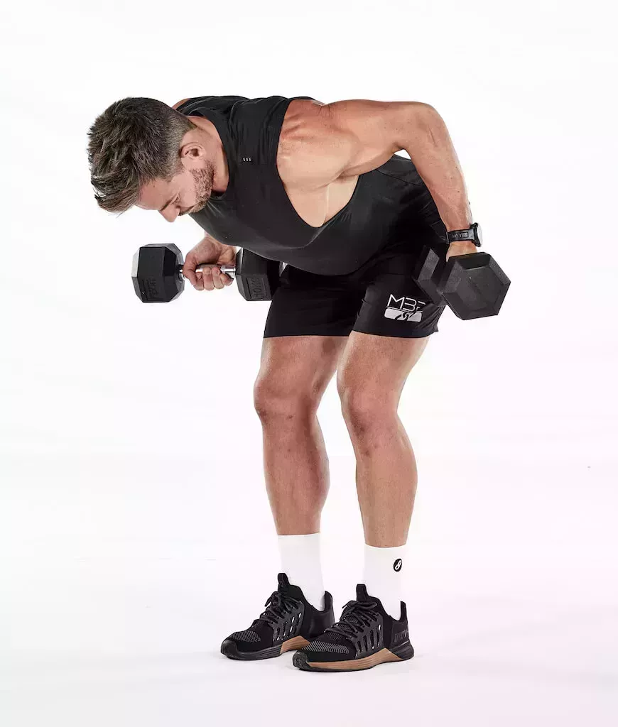 Nuestra selecci贸n de los mejores ejercicios con mancuernas para cada parte del cuerpo