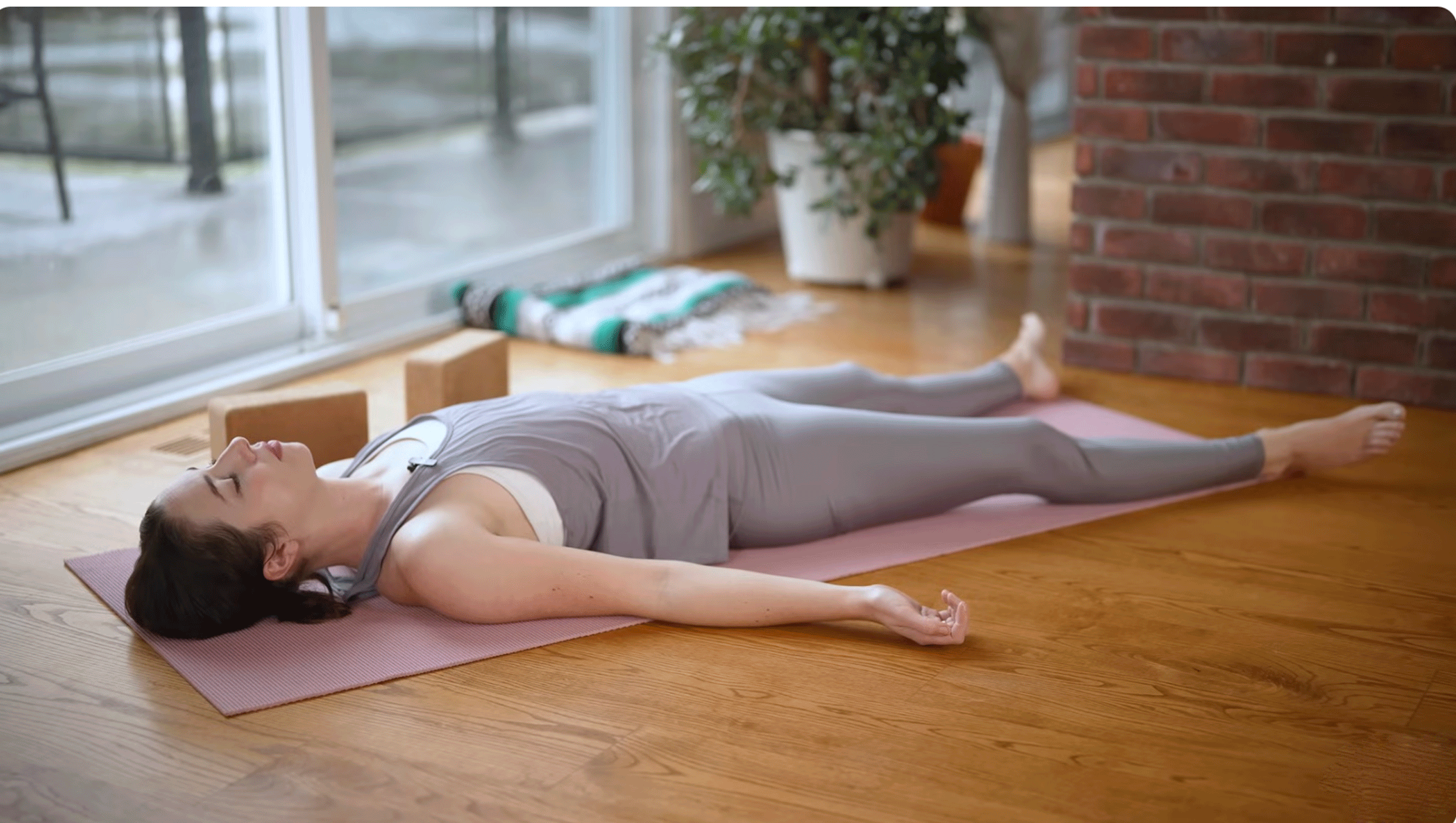 Esta práctica de Yin Yoga es la definición del autocuidado