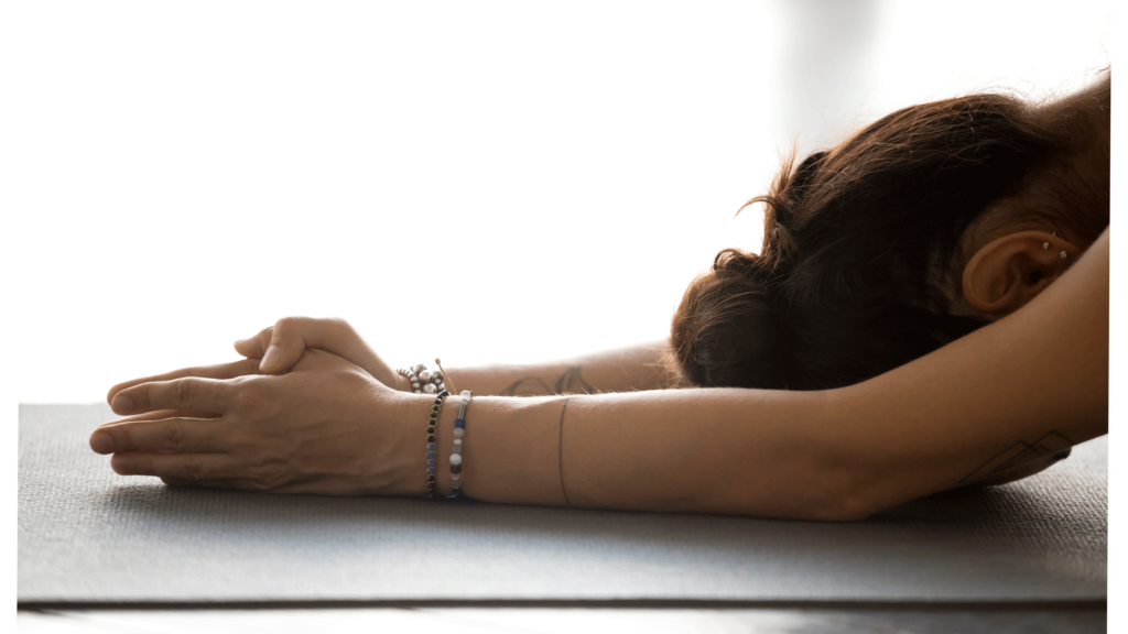 Esta práctica de Yin Yoga es la definición del autocuidado