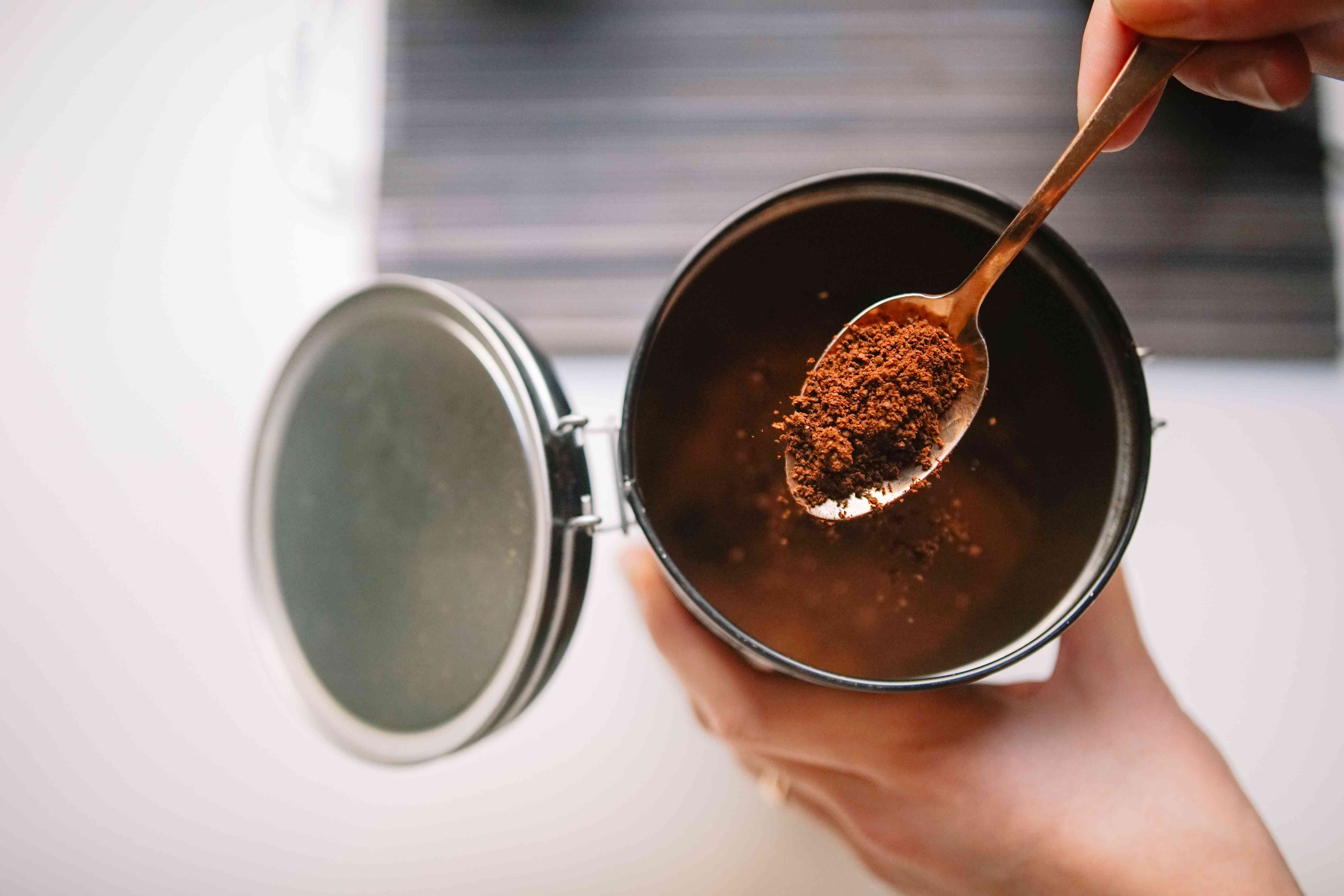 ¿Es el café instantáneo tan bueno para ti como el café recién hecho?