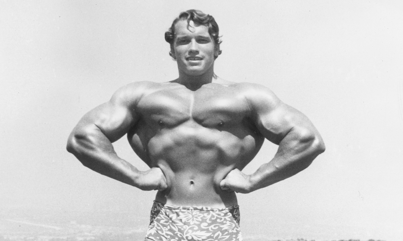Entrenamiento Minimalista de Parte Superior del Cuerpo de Arnold Schwarzenegger