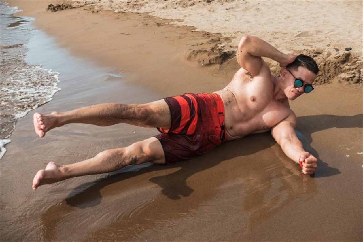 Cómo perfeccionar los abdominales oblicuos para un core más fuerte y definido