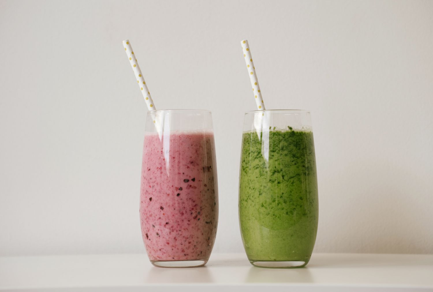 12 Alimentos y Bebidas Comunes que Añaden Calorías de Forma Sutil a Tu Dieta