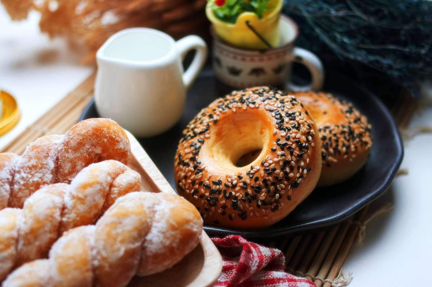 12 Alimentos y Bebidas Comunes que Añaden Calorías de Forma Sutil a Tu Dieta