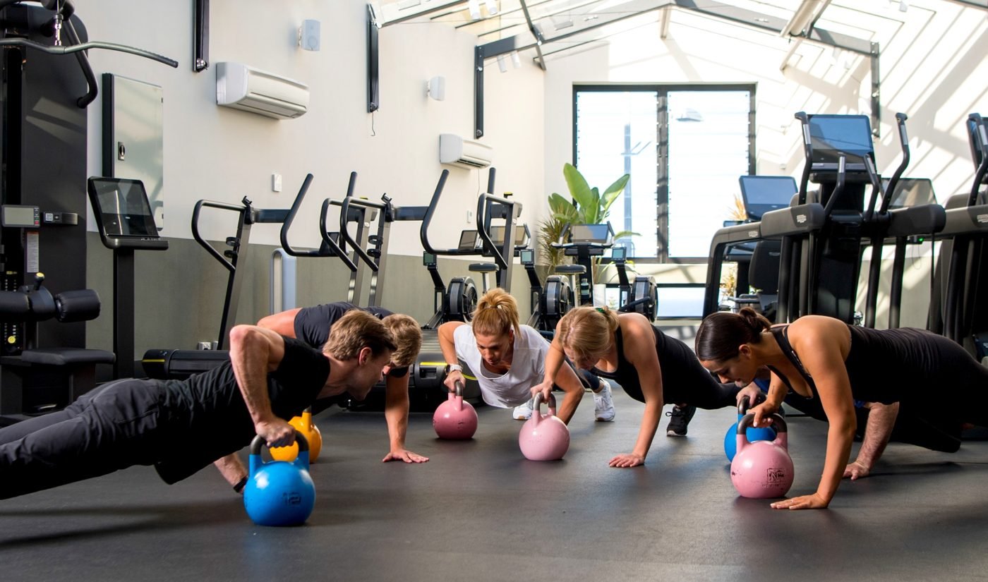 Mejores Gimnasios en Bondi 2025: Pesas Pesadas, HIIT y Salud HolĂstica