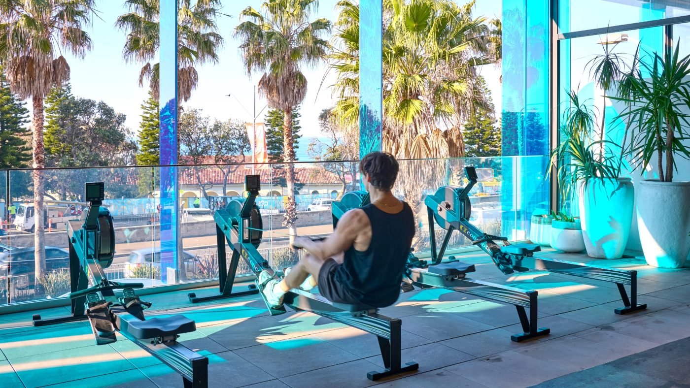 Mejores Gimnasios en Bondi 2025: Pesas Pesadas, HIIT y Salud HolĂstica