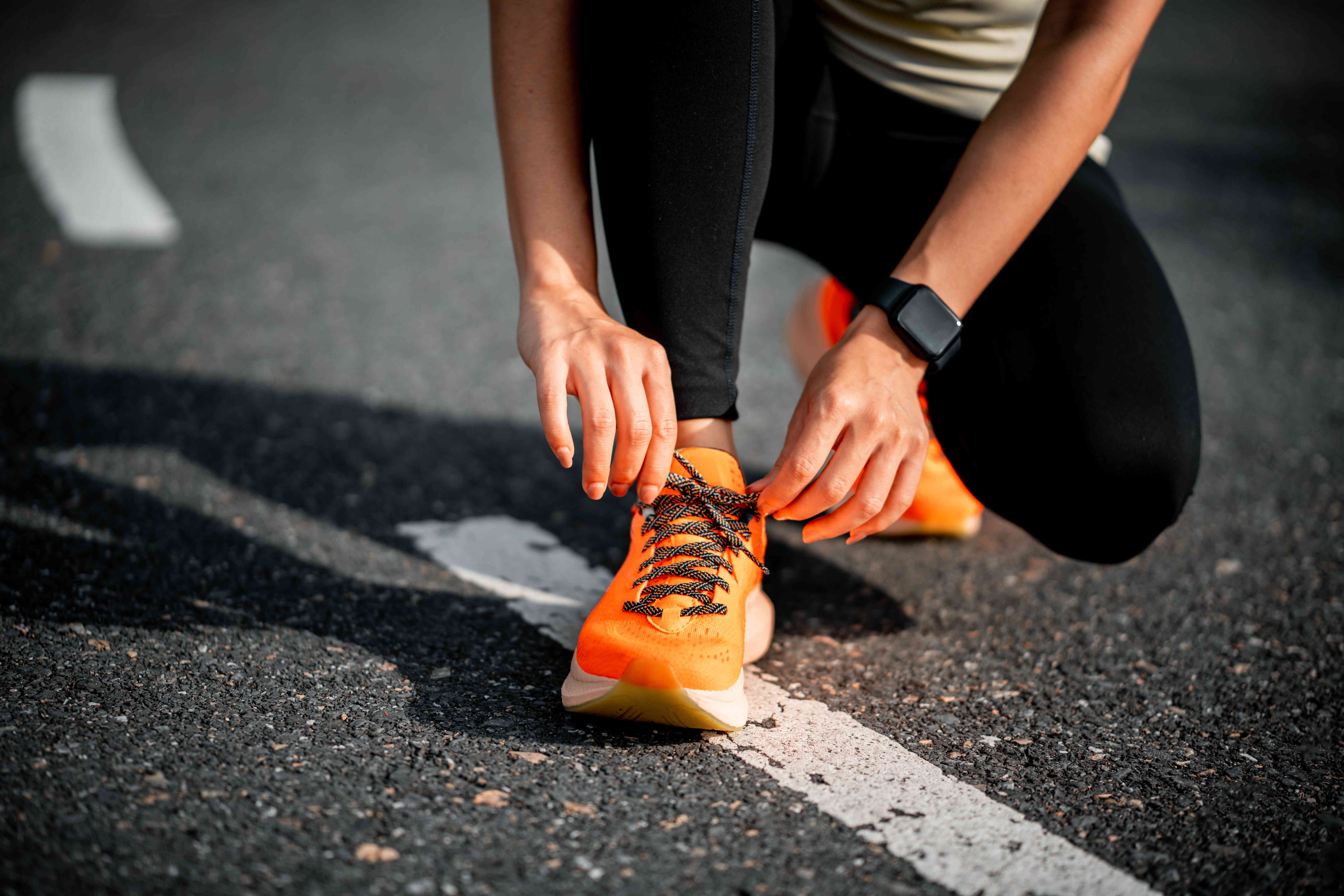 Los corredores que usan este tipo de zapatillas son más propensos a lesionarse, según un estudio