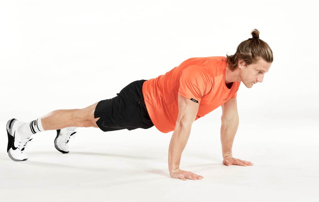 Prueba nuestro entrenamiento de movilidad y fuerza de cuerpo completo en 6 partes