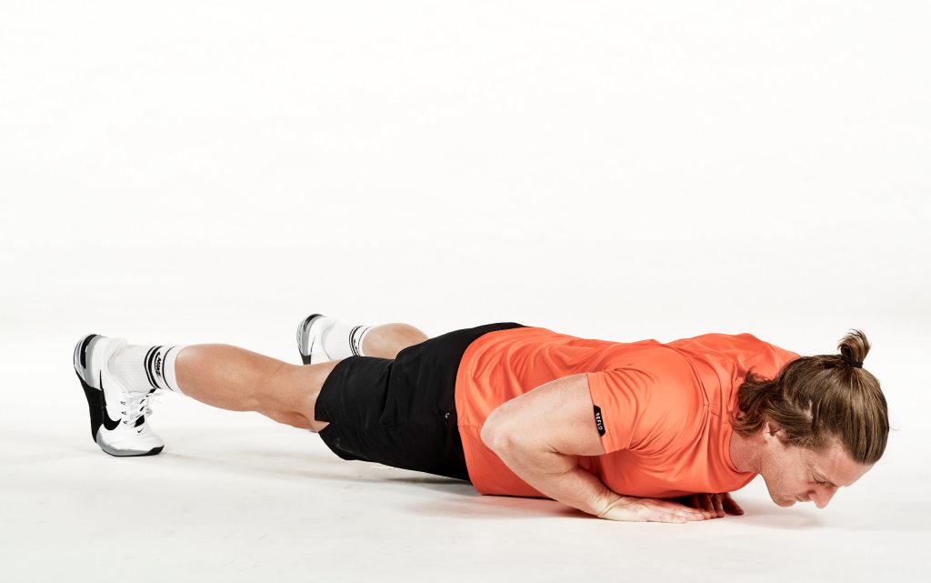 Prueba nuestro entrenamiento de movilidad y fuerza de cuerpo completo en 6 partes