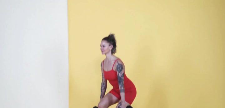 10 Killer Moves to Absolutely Work Your Hamstrings