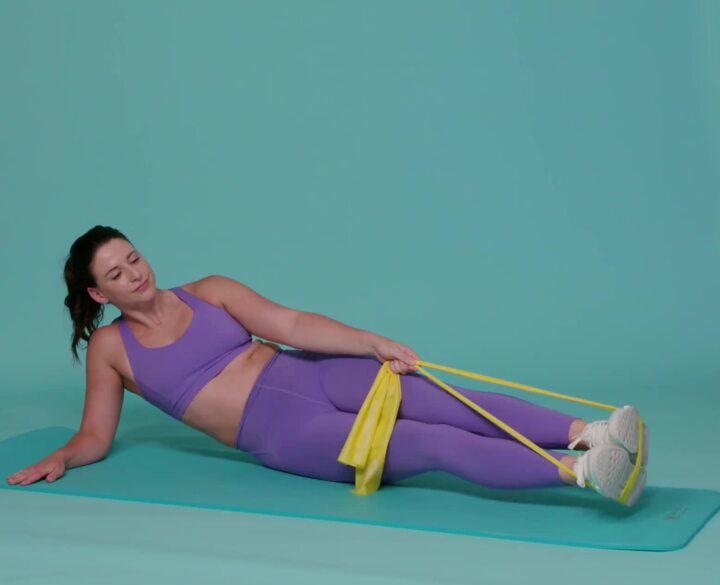 5 Effective Resistance Band Ab Exercises You Can Do Anywhere