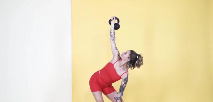 9 Crazy-Effective Beginner Kettlebell Exercises Even Newbies Can Master