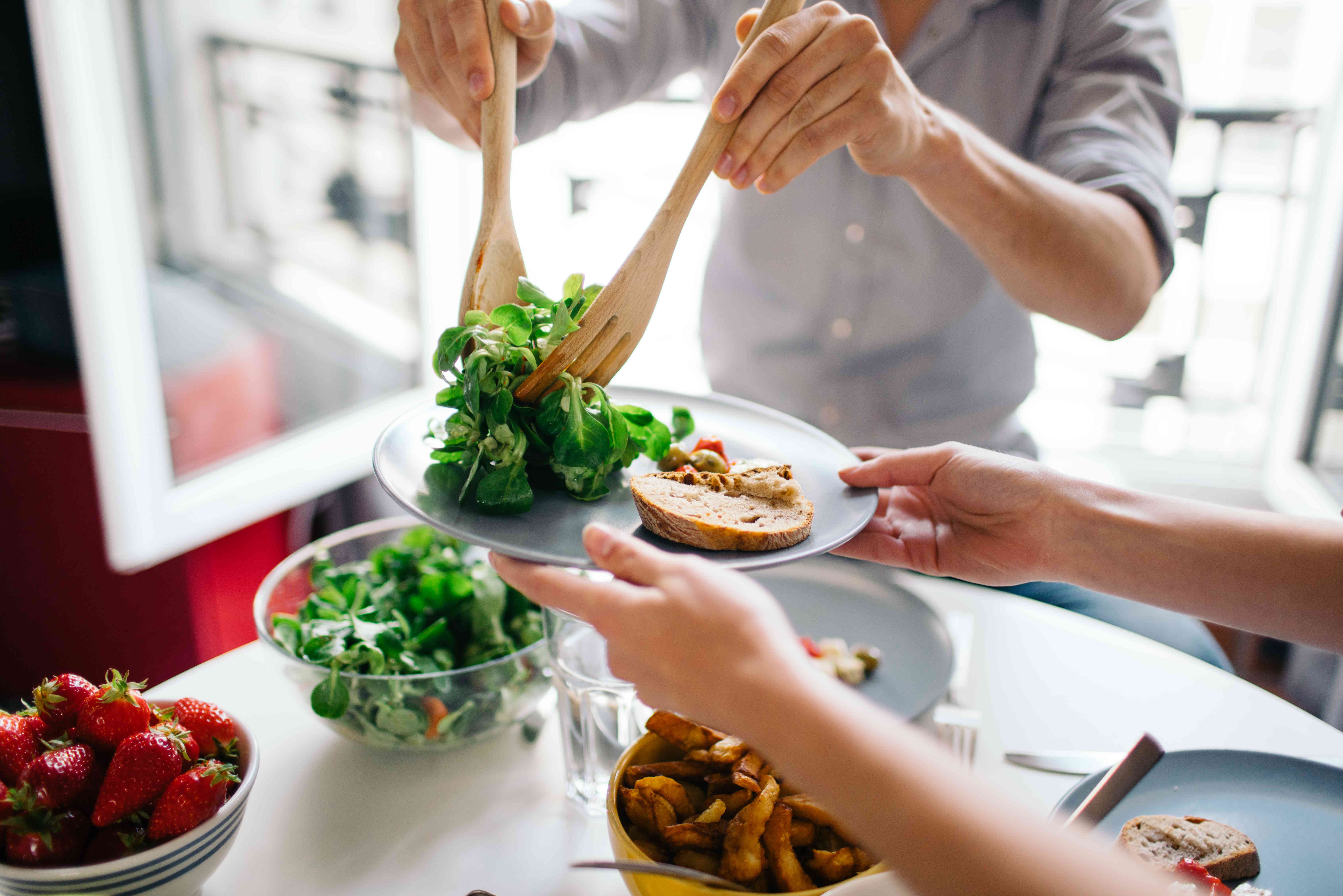 Estudio Revela Qué Puede Suceder con Tu Cuerpo Cuando Comes Menos Alimentos Ultra-Procesados
