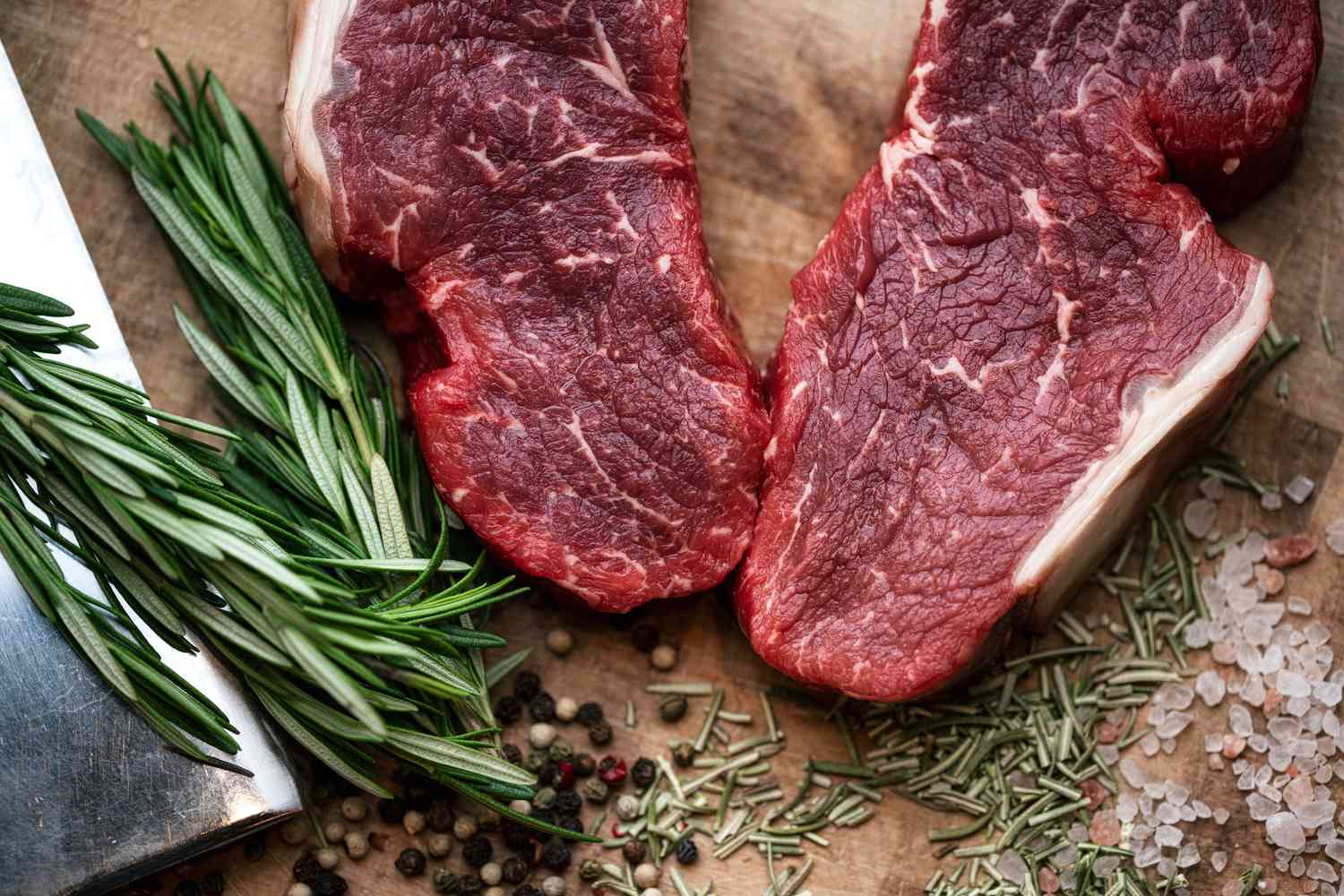 7 Foods High in Saturated Fat You Might Be Eating Daily