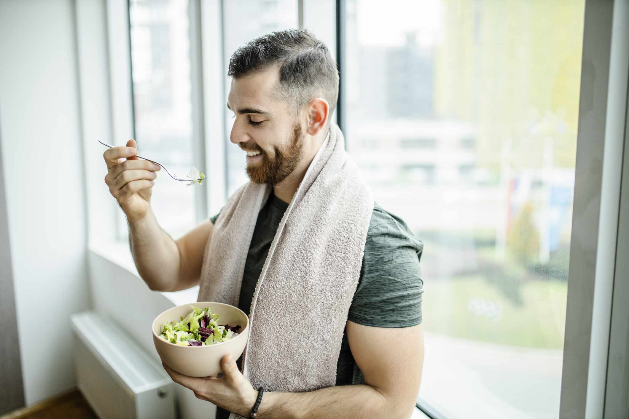 8 Alimentos Altos en Creatina para Potenciar el Crecimiento Muscular
