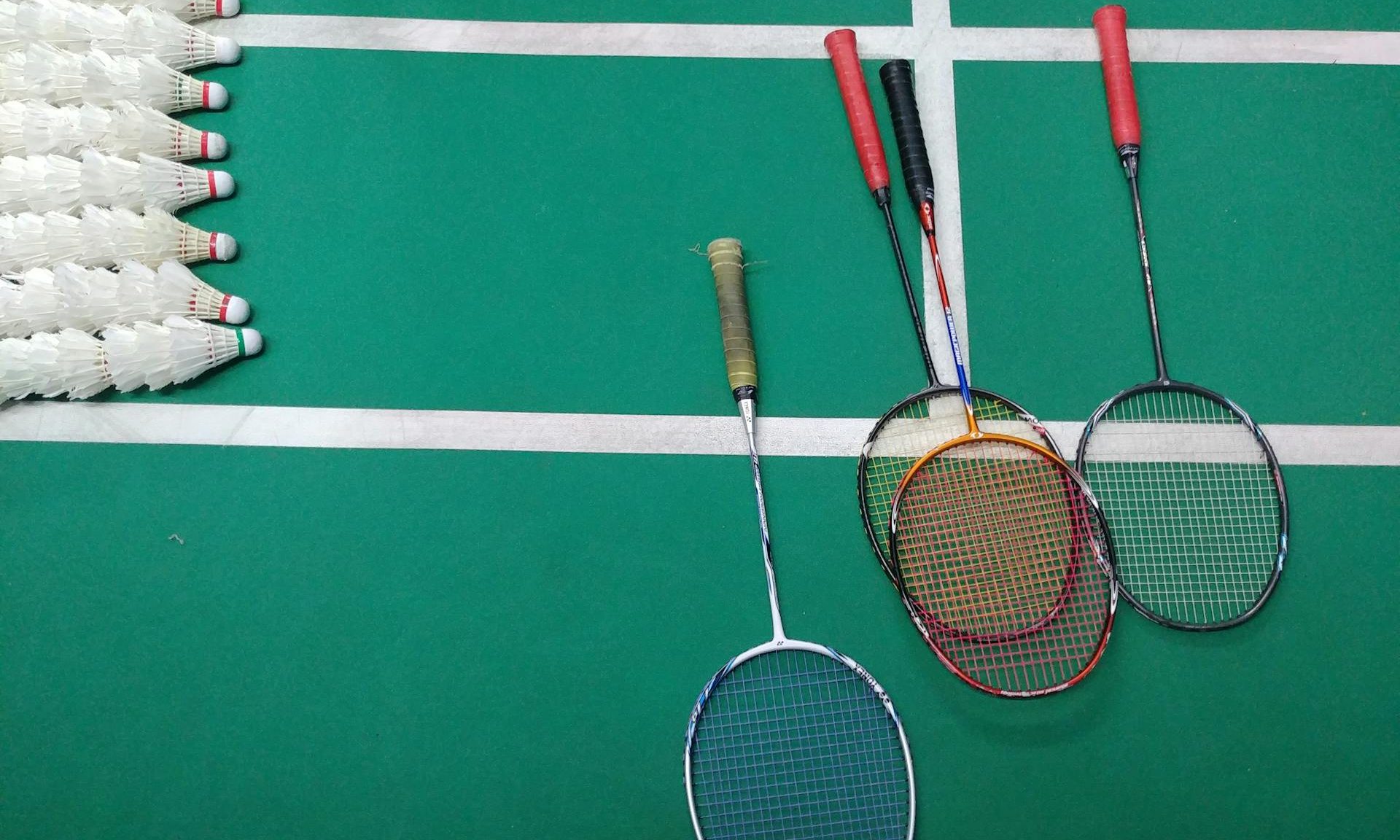 Deportes de raqueta, bádminton, volante