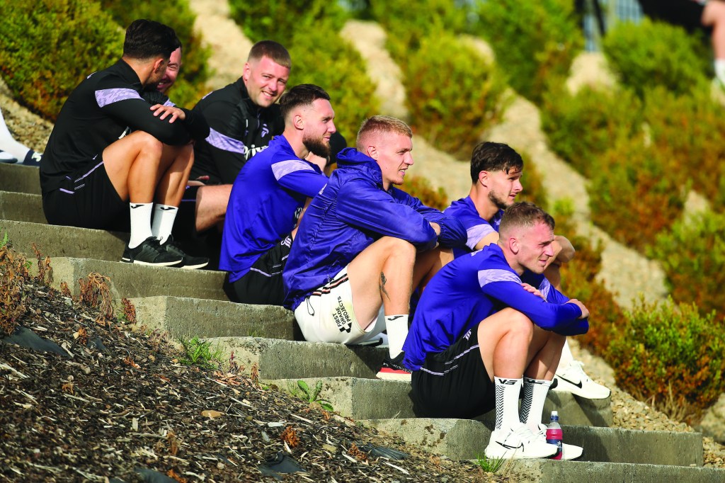Cómo recuperarse tras entrenar como un futbolista profesional