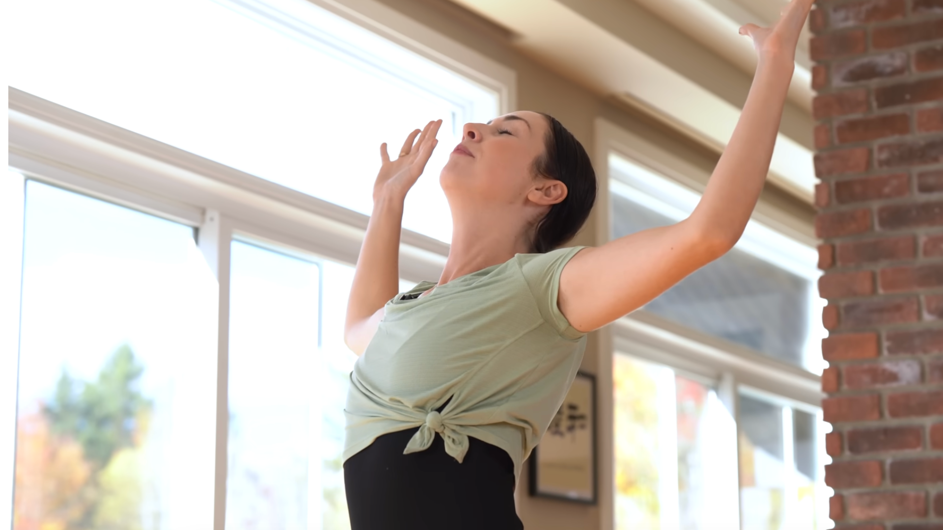 Yoga Matutino de 15 Minutos para Estirar y Fortalecer