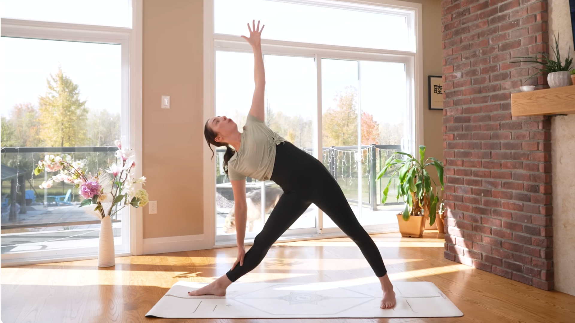 Yoga Matutino de 15 Minutos para Estirar y Fortalecer