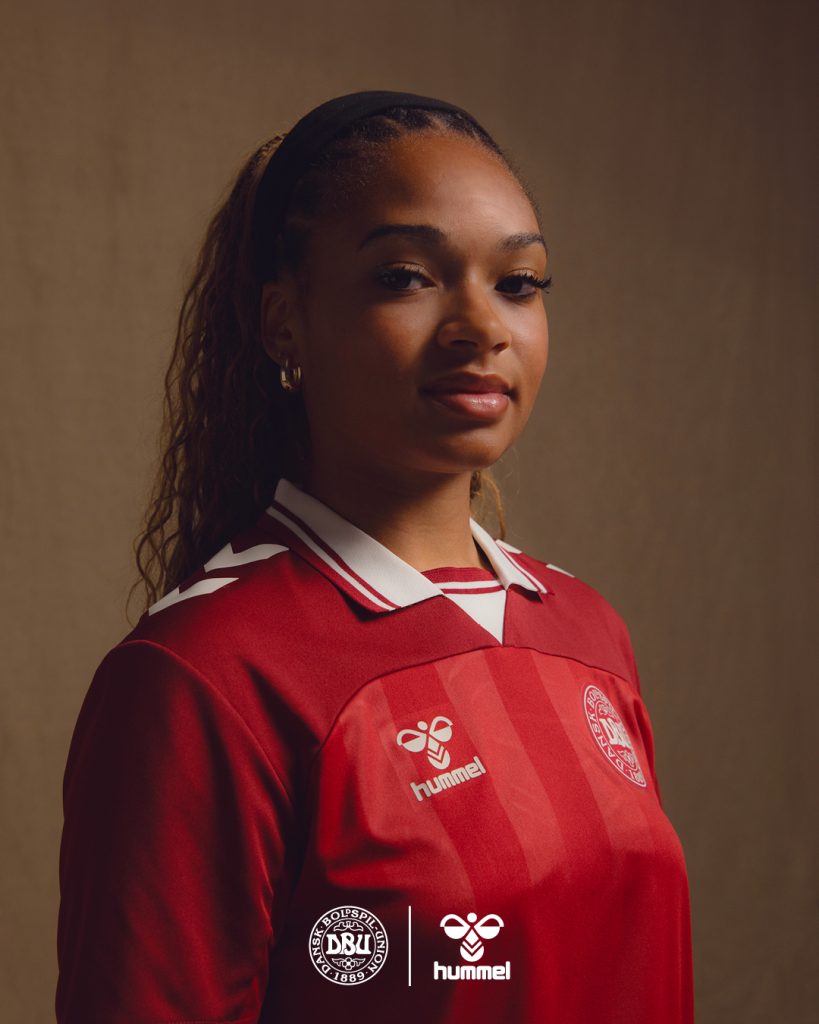Dinamarca Desvela Nueva Jersey Hummel para la Eurocopa Femenina 2025