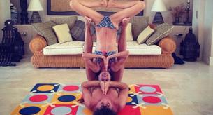 Puyol y Vanessa Lorenzo, pros del yoga